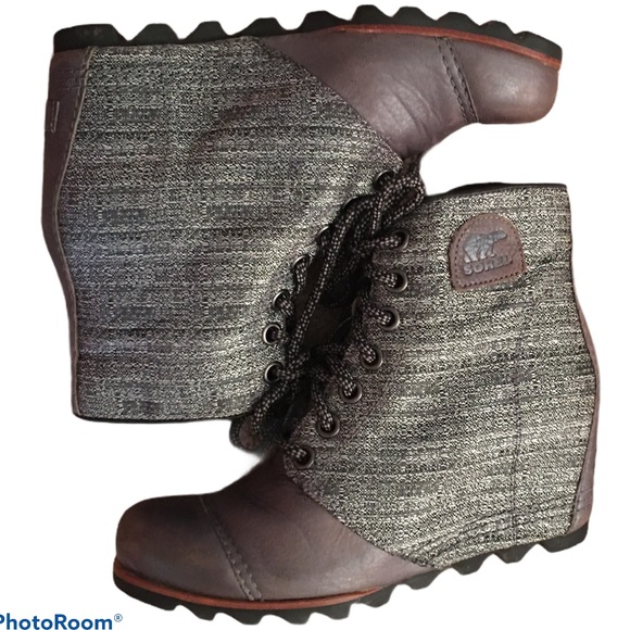 sorel wedge grey